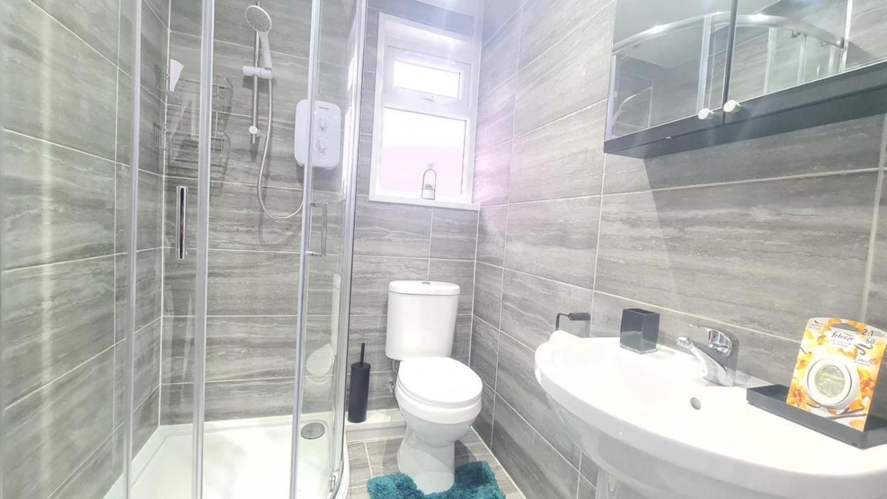 Spacious Room In Manor Park Λονδίνο Εξωτερικό φωτογραφία